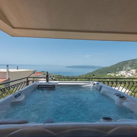 Apartment Angela Makarska