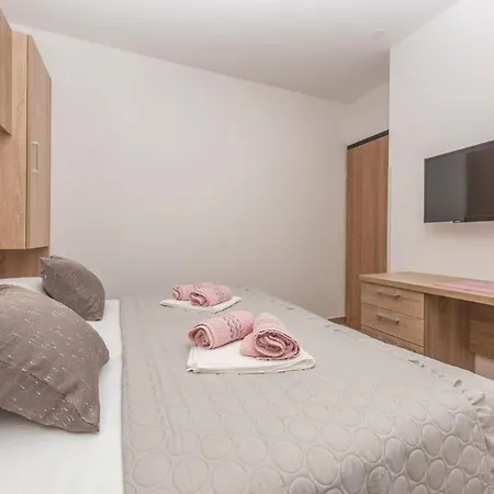 Angela Apartment Makarska